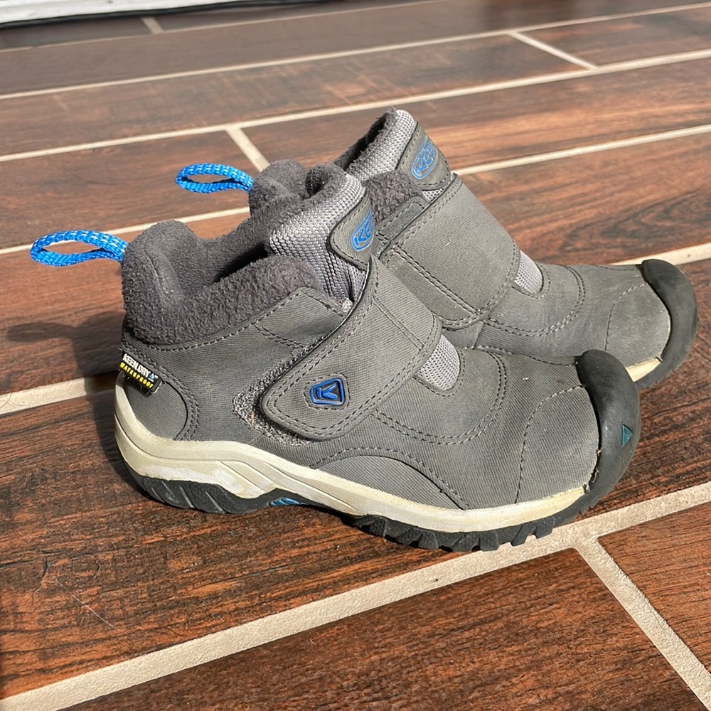 Keen Kootenay Waterproof Boots, fleece lining, size 10